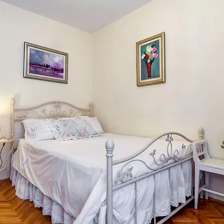 Апартаменти Zoran Спліт