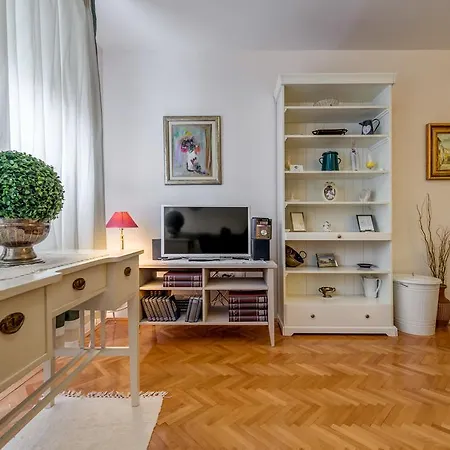 Apartment Zoran *