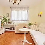Zoran Apartment Split