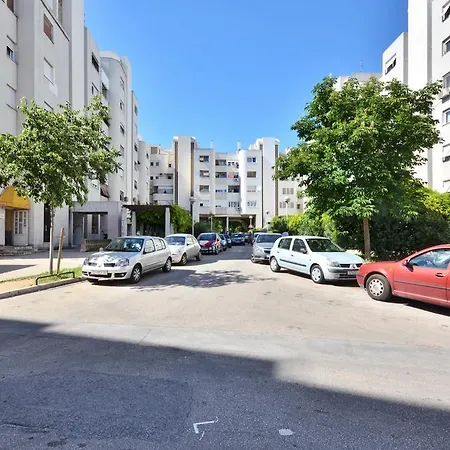 Zoran Apartman *