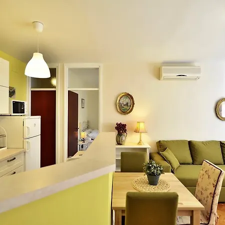 Zoran Apartman *
